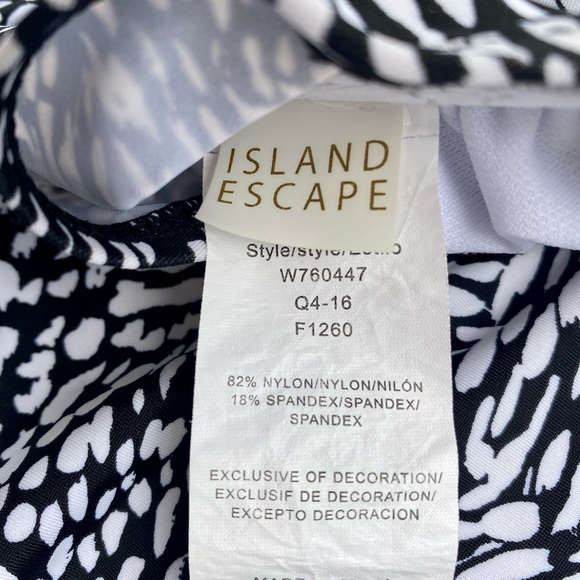 SOLD! Island Escape Swimwear Black & White Animal Print Ruffle Tankini Top - Picture 15 of 15